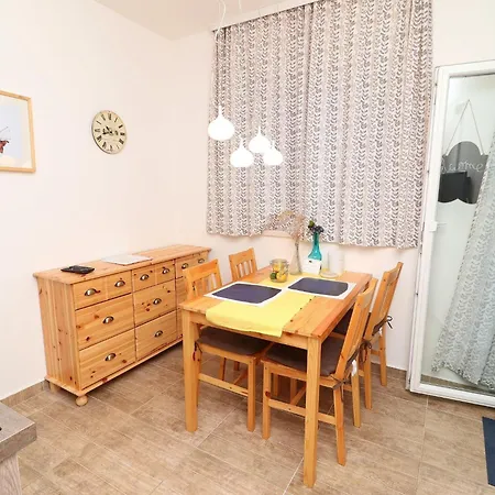 Trstenica Apartment